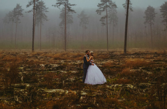 Plener ślubny na Jurze Krakowsko Częstochowskiej , Złoty Potok , Tomasz Konopka fotografia ślubna